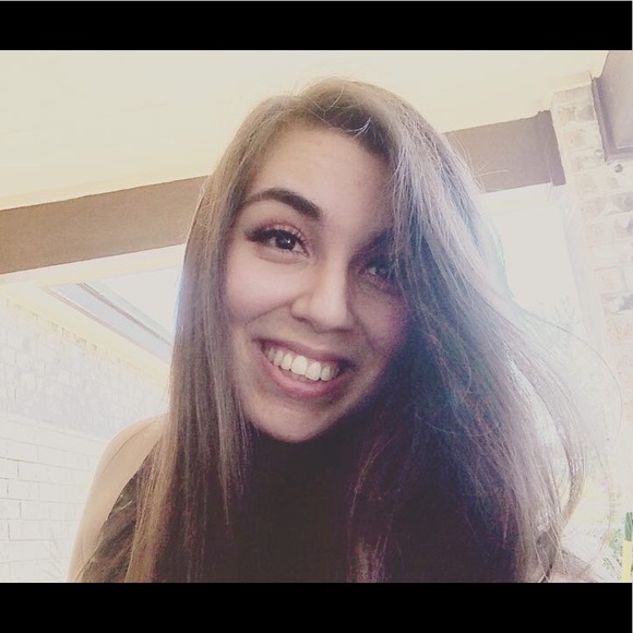 Meet your Posher, Brenda - Picture 1 of 1